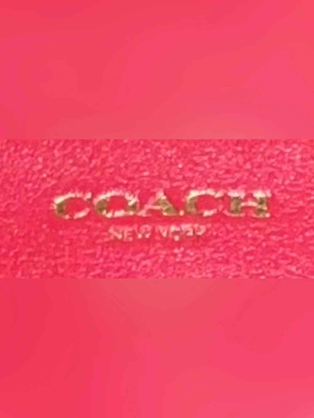 *VINTAGE* Coach Red Leather Clutch/Wristlet with Gold Logo